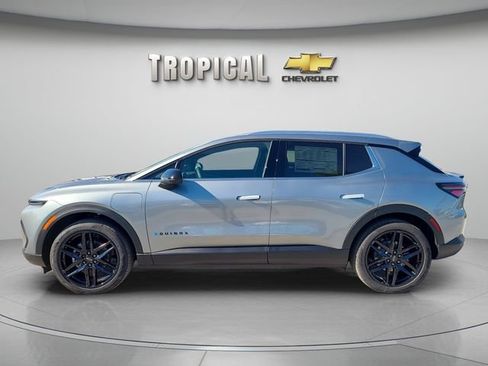 New 2026 Chevrolet Equinox EV LT w/ LPO, Blackout Package FWD image 2