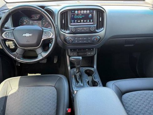Used 2018 Chevrolet Colorado Z71 w/ Centennial Edition AWD/4WD image 10