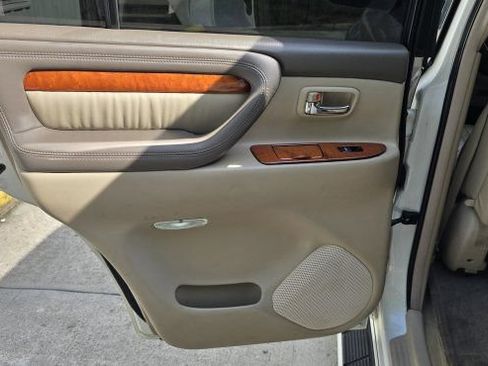Used 2003 Lexus LX 470 4WD image 29