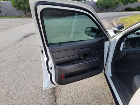 Used 2010 Ford Crown Victoria Police Interceptor RWD image 23