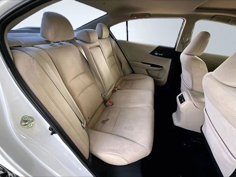 Used 2016 Honda Accord EX image 22