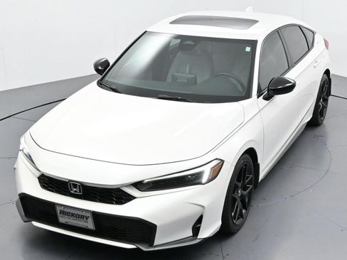 Used 2025 Honda Civic Sport image 36