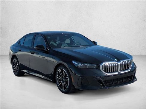 New 2026 BMW 530i image 7