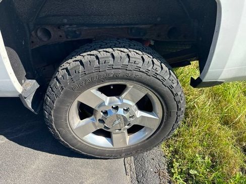Used 2018 Chevrolet Silverado 2500 LT w/ Custom Sport Edition AWD/4WD image 17