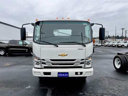New 2024 Chevrolet Low Cab Forward 5500XD image 15