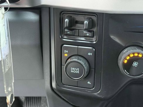 New 2025 Ford F550 4x4 Crew Cab Super Duty image 16