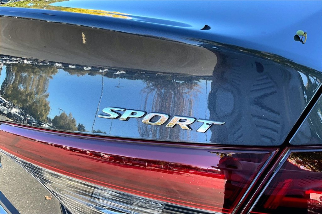 Certified 2025 Honda Civic Sport image 23