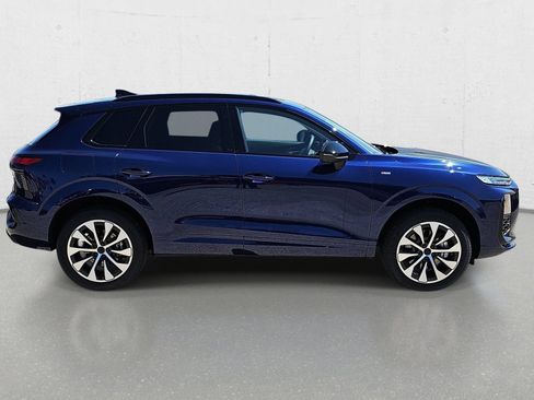 New 2026 Audi Q3 quattro 2.0T AWD/4WD image 4