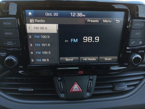 Used 2018 Hyundai Elantra GT w/ Style Package 02 image 25