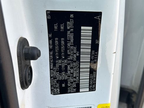 Used 2016 Toyota Sienna SE image 31