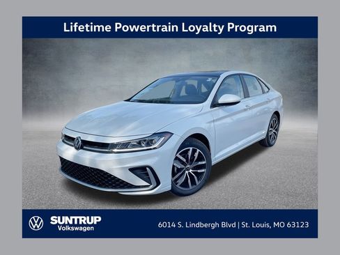 New 2025 Volkswagen Jetta SE image 1