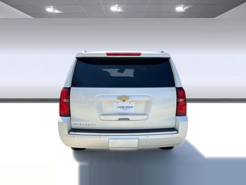 Used 2015 Chevrolet Suburban LTZ RWD image 10