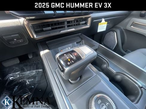 New 2025 GMC Hummer EV 3X image 19