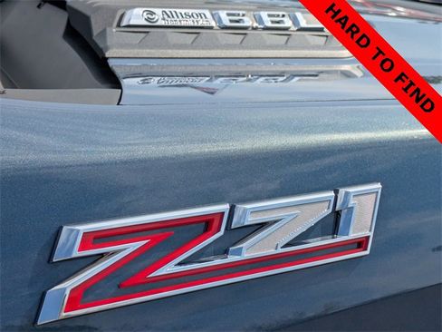 Certified 2025 Chevrolet Silverado 2500 Custom w/ Z71 Off-Road Package image 11