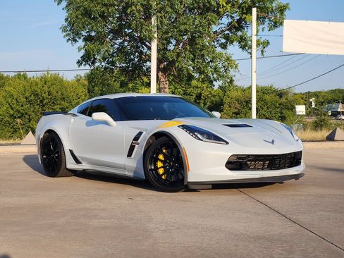 Used 2018 Chevrolet Corvette Grand Sport RWD image 1