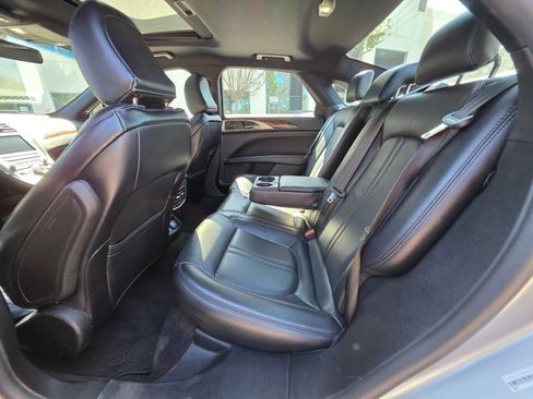 Used 2020 Lincoln MKZ Reserve image 15