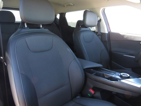 Used 2024 Kia EV6 Light image 10