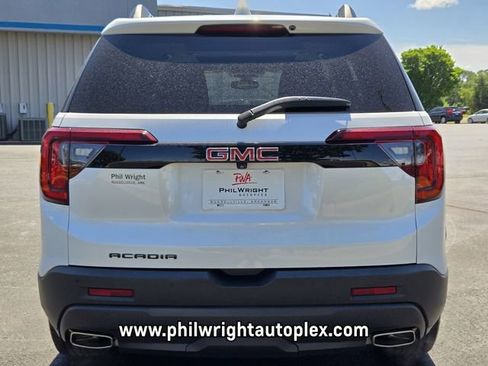 Used 2023 GMC Acadia SLT w/ Elevation Edition FWD image 4