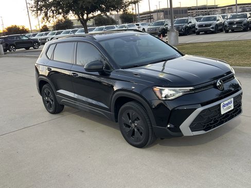 Certified 2025 Volkswagen Taos S image 2