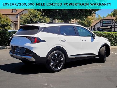 New 2026 Kia Sportage SX image 4