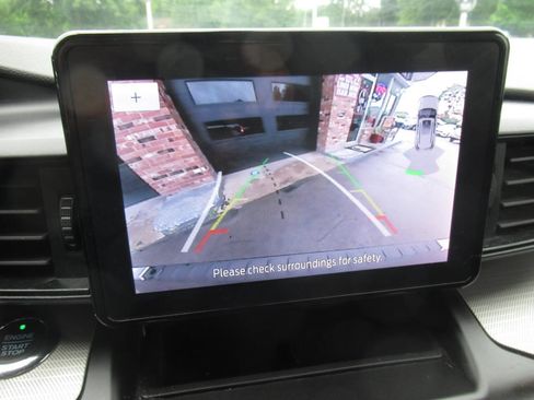 Used 2020 Ford Explorer XLT w/ Comfort Package AWD/4WD image 26