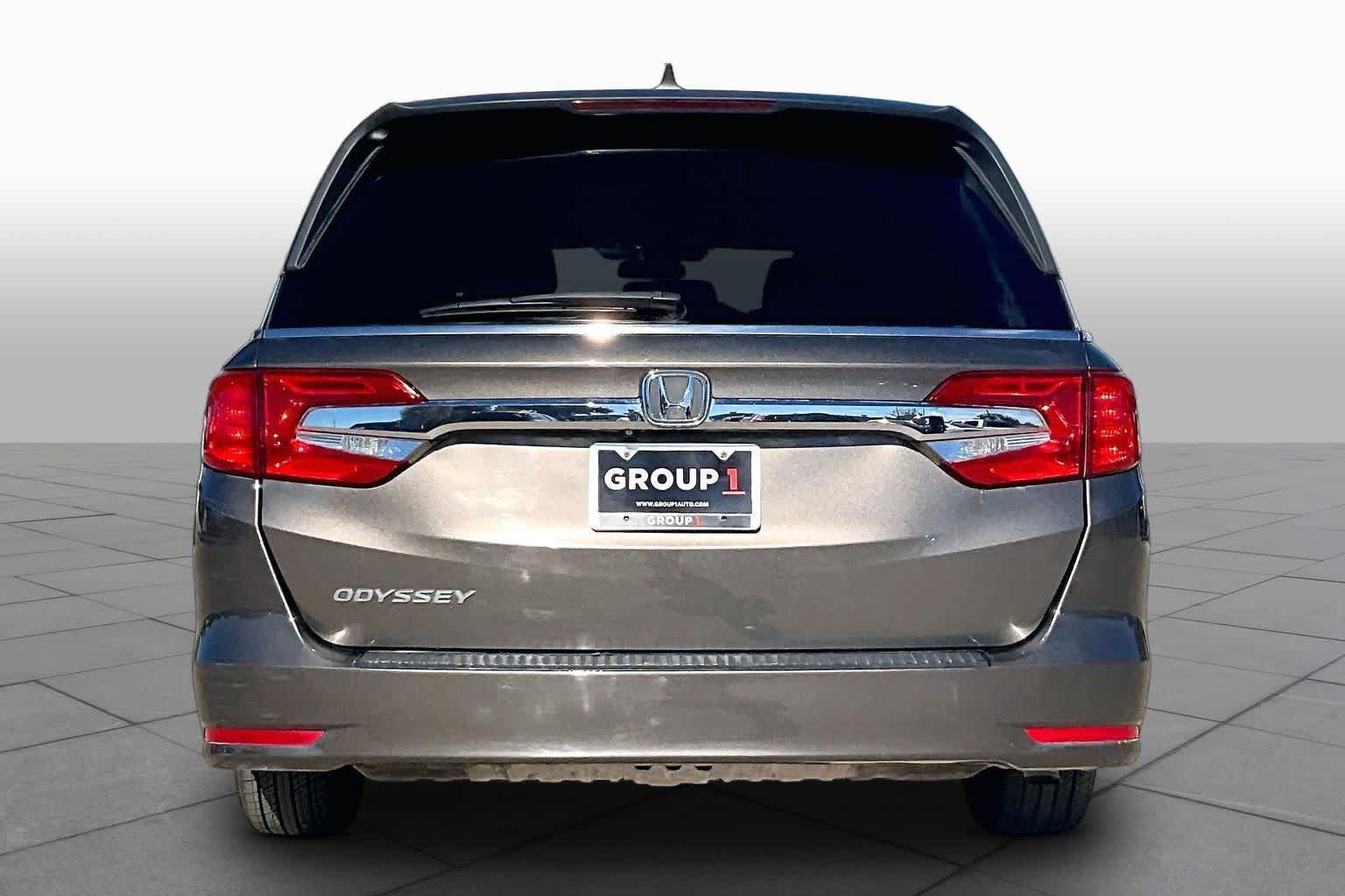 Used 2018 Honda Odyssey EX image 5