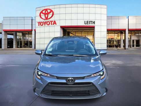 Used 2026 Toyota Corolla LE image 2
