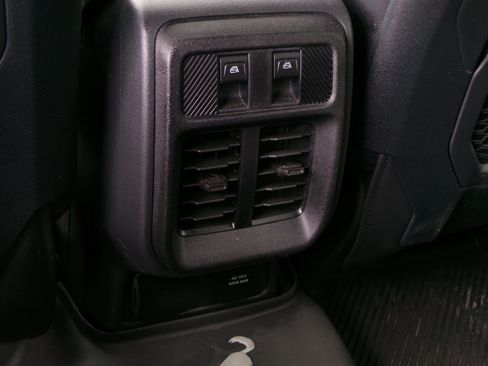 Used 2025 Ford Bronco Badlands AWD/4WD image 42