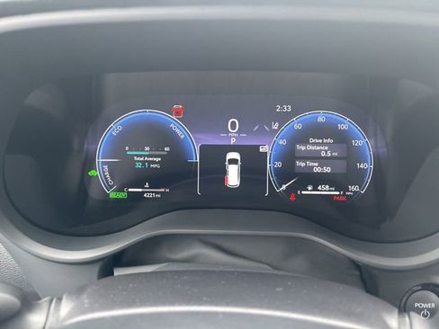 Used 2025 Toyota Sienna Platinum image 34