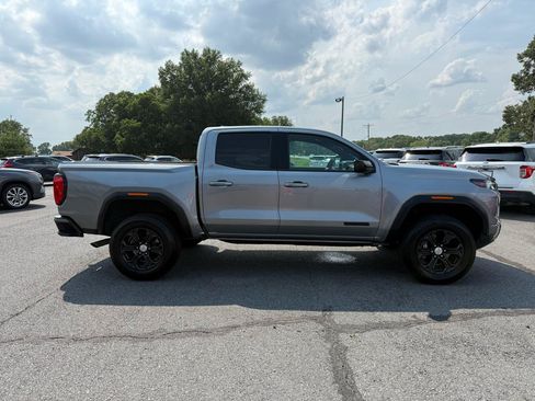 Used 2023 GMC Canyon Elevation w/ Elevation Premium Package RWD image 8