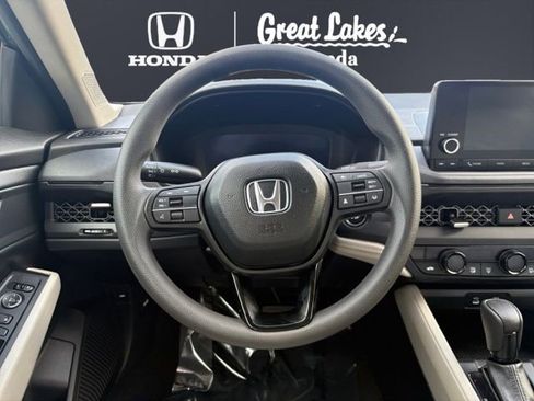 Certified 2025 Honda Accord SE image 14