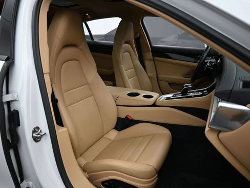 Certified 2023 Porsche Panamera 4 AWD/4WD image 29