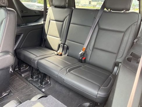 Used 2021 GMC Yukon Denali w/ Denali Premium Package AWD/4WD image 15