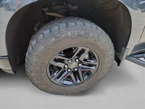 Used 2020 Chevrolet Silverado 1500 LT Trail Boss AWD/4WD image 9