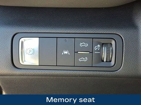 Used 2026 Chevrolet Silverado EV Trail Boss AWD/4WD image 9