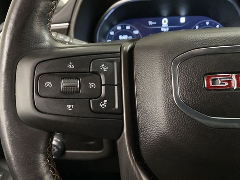 Used 2022 GMC Yukon AT4 image 20
