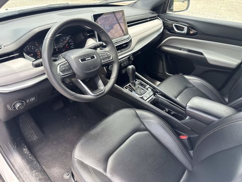 Used 2024 Jeep Compass Limited AWD/4WD image 5