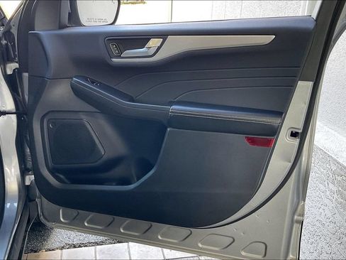 Used 2024 Ford Escape Platinum AWD/4WD image 21