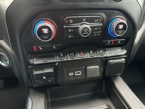 Used 2022 Chevrolet Silverado 1500 RST w/ Texas Edition Plus image 25