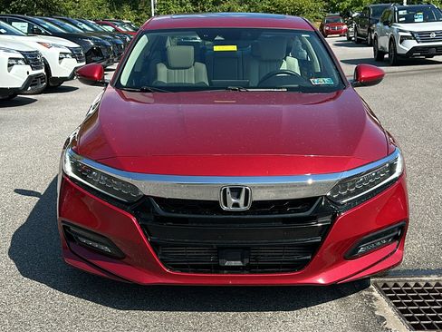 Used 2020 Honda Accord Touring image 3
