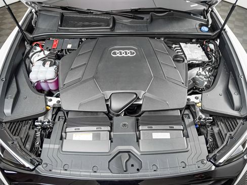 New 2026 Audi Q8 Premium Plus image 4