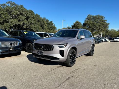 New 2026 Volvo XC90 B6 Plus w/ Protection Package Premier image 2