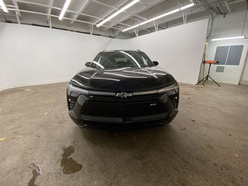 Used 2024 Chevrolet Blazer EV RS image 9