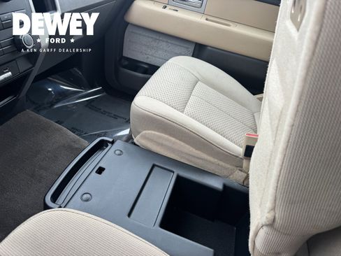 Used 2011 Ford F150 XLT w/ XLT Convenience Pkg image 19