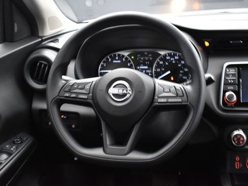 Used 2024 Nissan Kicks S FWD image 14