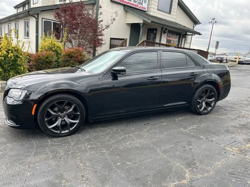 Used 2021 Chrysler 300 S image 3