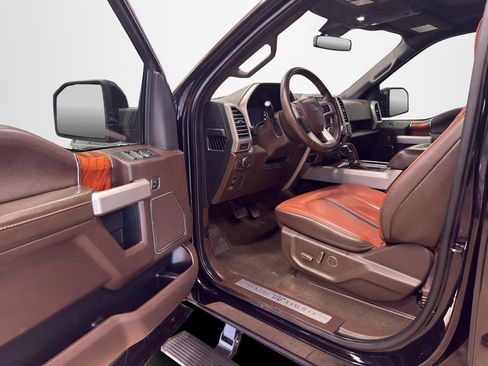 Used 2020 Ford F150 King Ranch w/ Equipment Group 601A Luxury AWD/4WD image 10