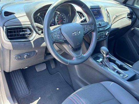 Used 2024 Chevrolet Equinox RS FWD image 15