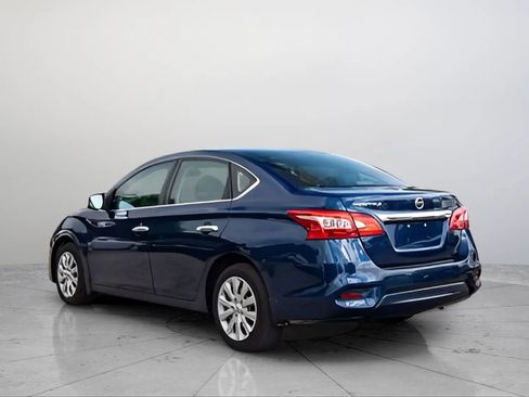 Used 2019 Nissan Sentra S FWD image 5