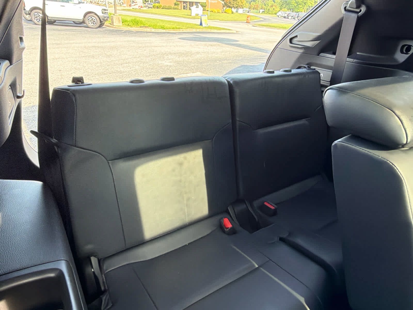Used 2025 Mitsubishi Outlander SE FWD image 11